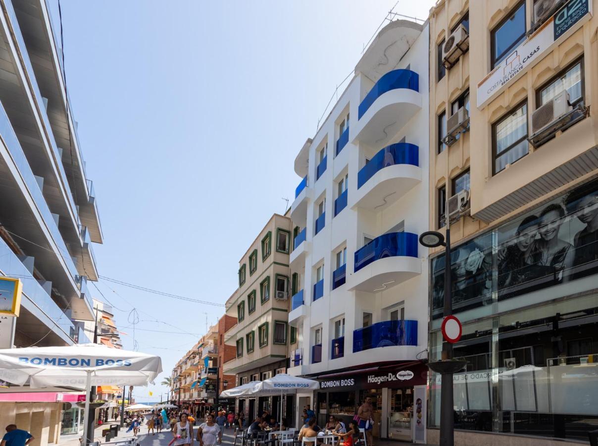 MUNDOBOOKING Centro Levante Benidorm Esterno foto
