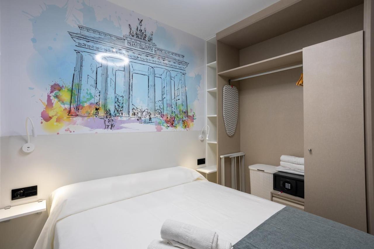 MUNDOBOOKING Centro Levante Benidorm Esterno foto