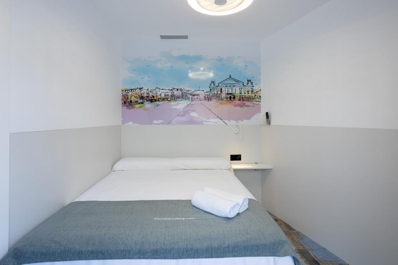 MUNDOBOOKING Centro Levante Benidorm Esterno foto